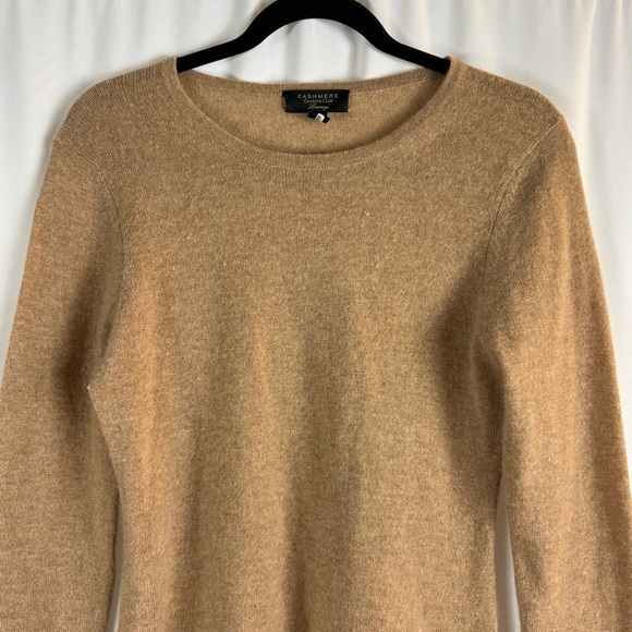 Charter Club Luxury Women's Cashmere Crew Neck
Pullover Brown Sweater Sz small - Picture 3 of 9